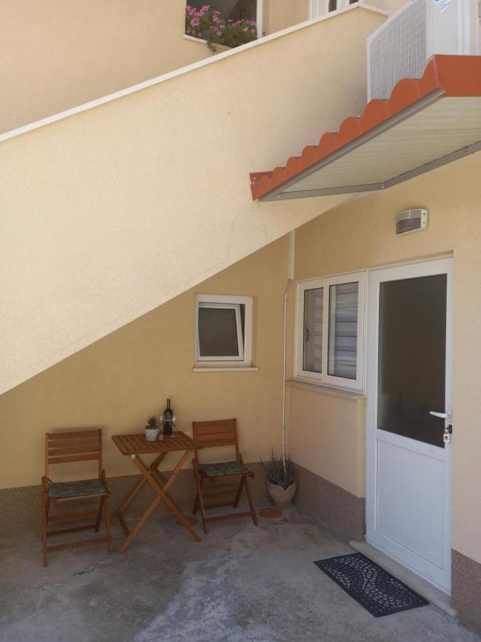 Apartamento Apartman Maja Kaštela Exterior foto